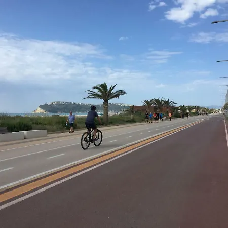 Le Domus Modern Cagliari דירה *