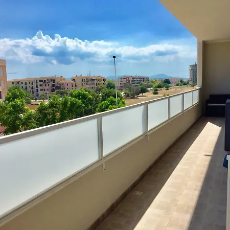 Le Domus Modern Cagliari Lägenhet *