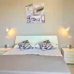 Lägenhet Le Domus Modern Cagliari Su Forti