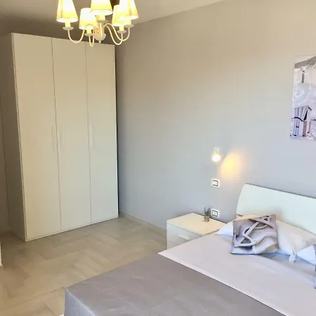 Apartment Le Domus Modern Cagliari