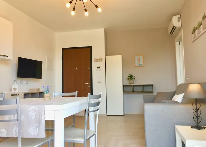 Le Domus Modern Cagliari 公寓